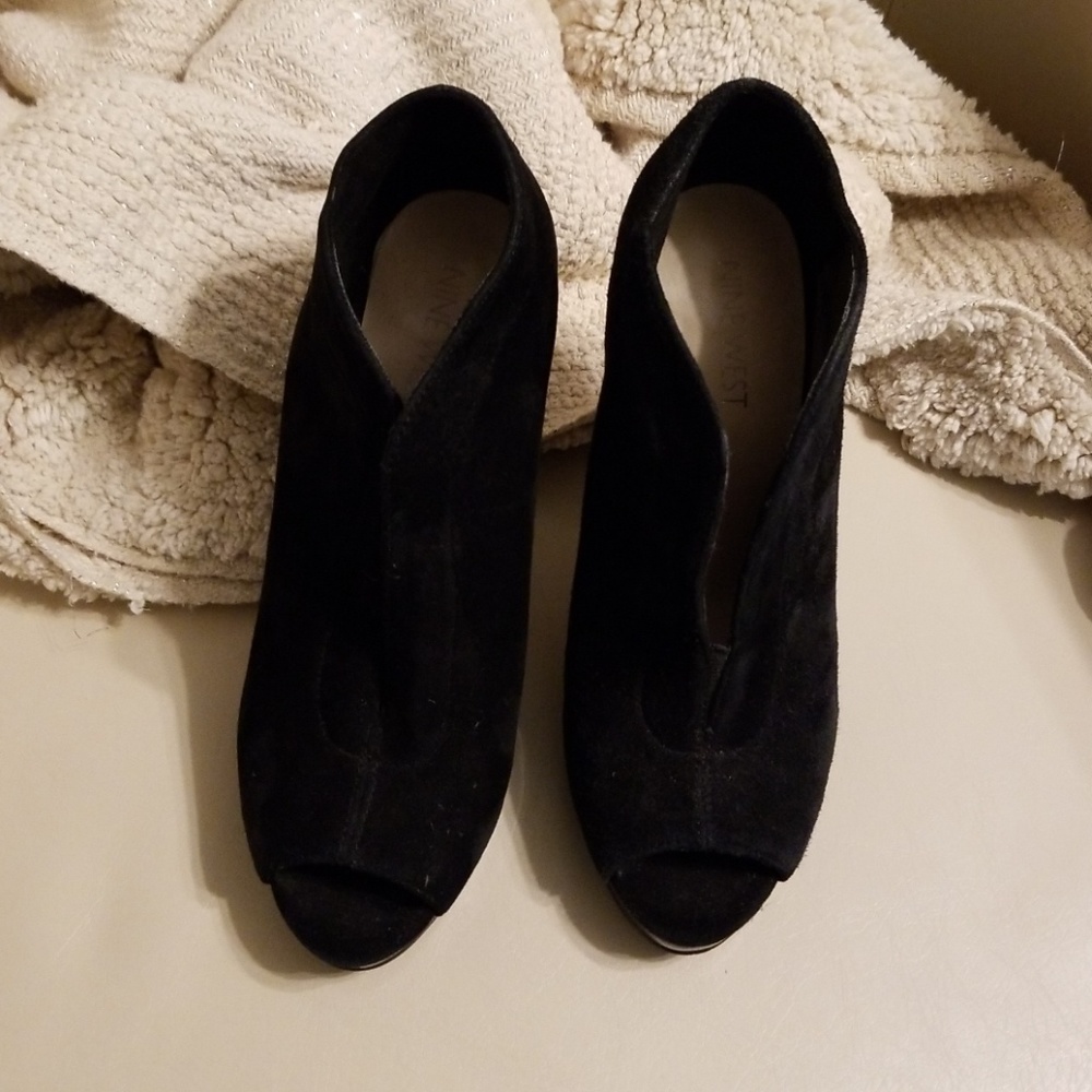 Nine West Black Peep Toe Booties / Ankle Boots